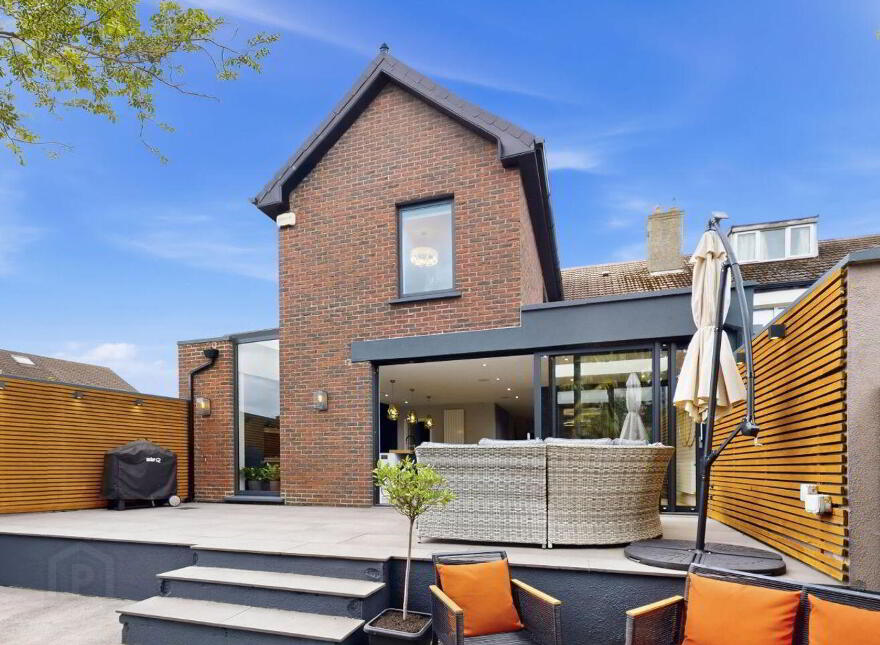 Mountain View, 1 Saint Bridget's Drive, Dublin 12, D12X0A8