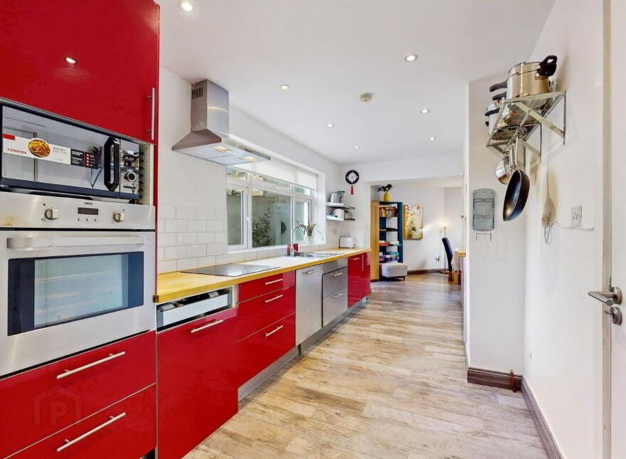 53 Saint Maelruan's Park, Dublin 24, D24V40W