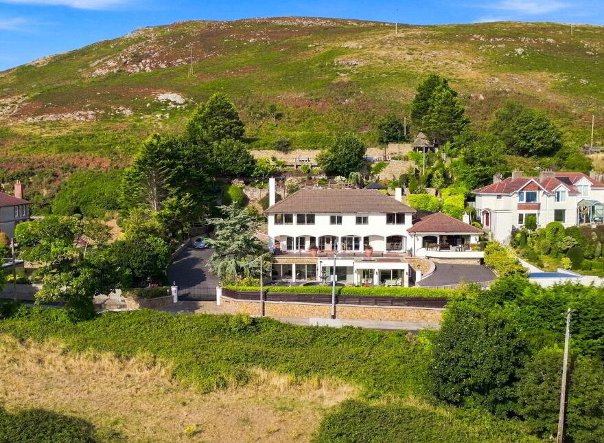 Carrigkeal, Carrickbrack Road, Howth, Howth, D13V295 photo