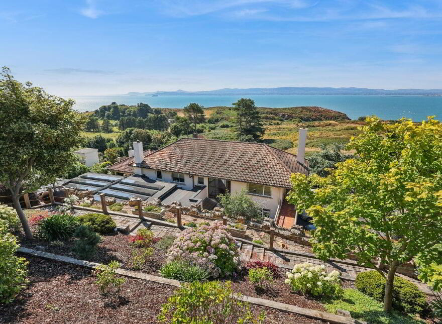 Carrigkeal, Carrickbrack Road, Howth, Howth, D13V295