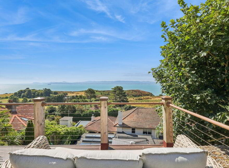 Carrigkeal, Carrickbrack Road, Howth, Howth, D13V295