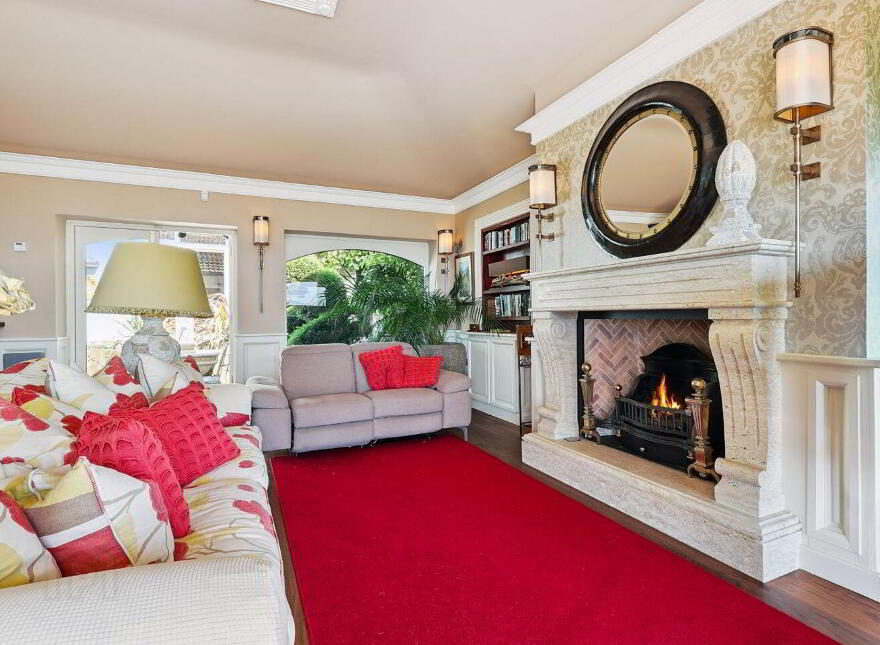 Carrigkeal, Carrickbrack Road, Howth, Howth, D13V295
