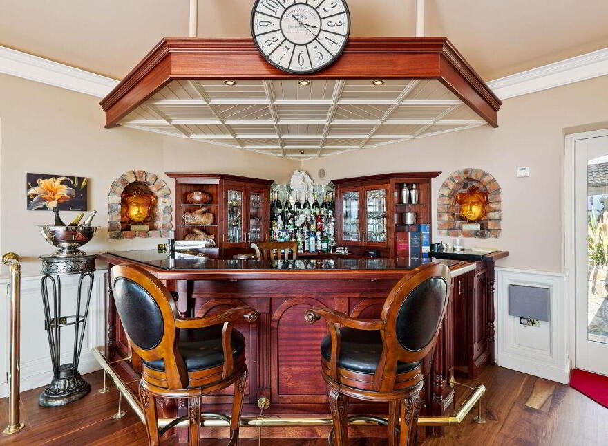 Carrigkeal, Carrickbrack Road, Howth, Howth, D13V295