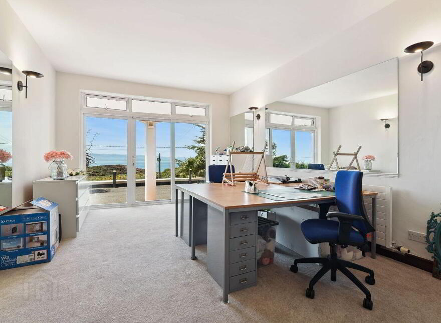 Carrigkeal, Carrickbrack Road, Howth, Howth, D13V295