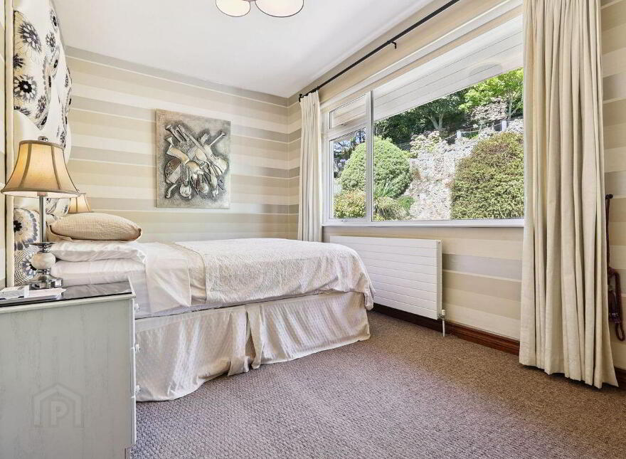 Carrigkeal, Carrickbrack Road, Howth, Howth, D13V295