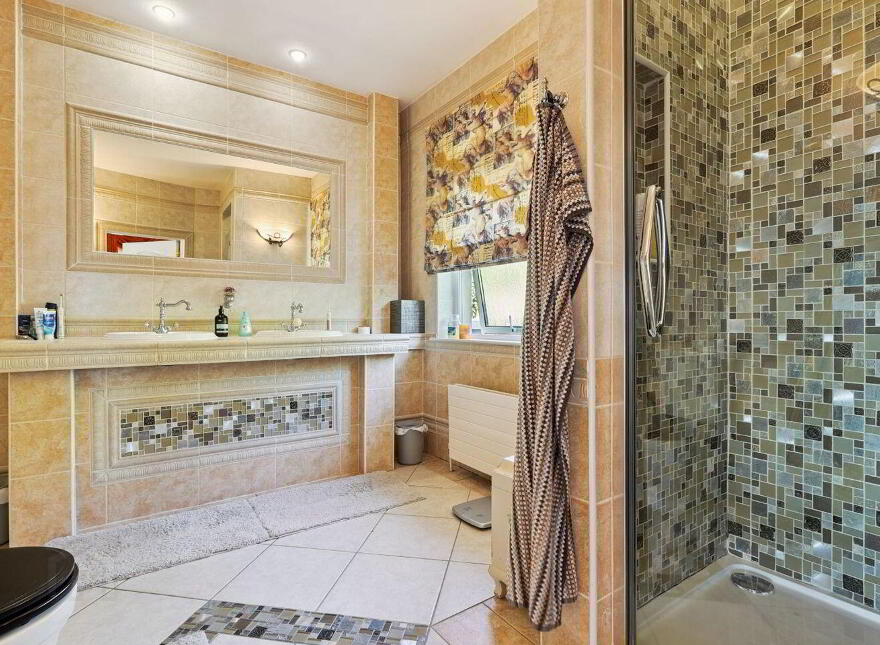 Carrigkeal, Carrickbrack Road, Howth, Howth, D13V295