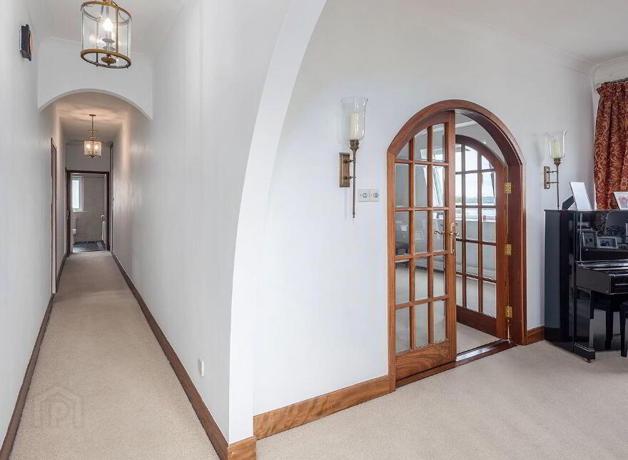 Church Road, Aghada, P25P295