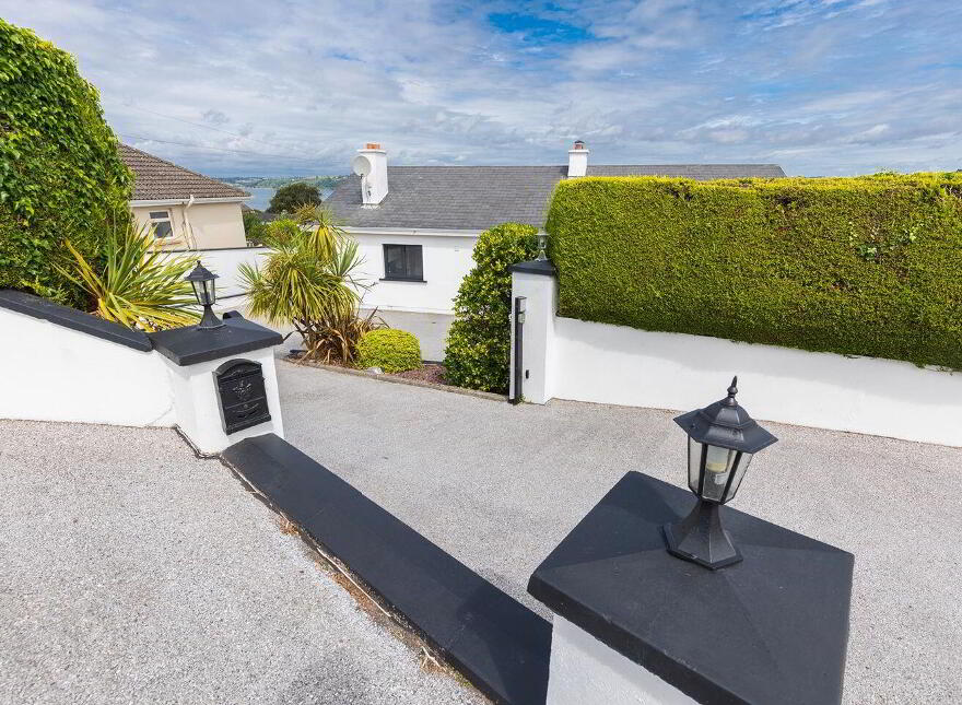 Church Road, Aghada, P25P295