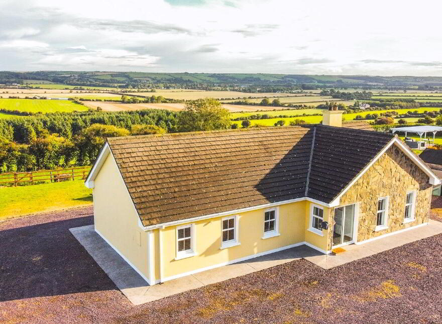 Kilmacahill, Cloyne, P25PH42 photo