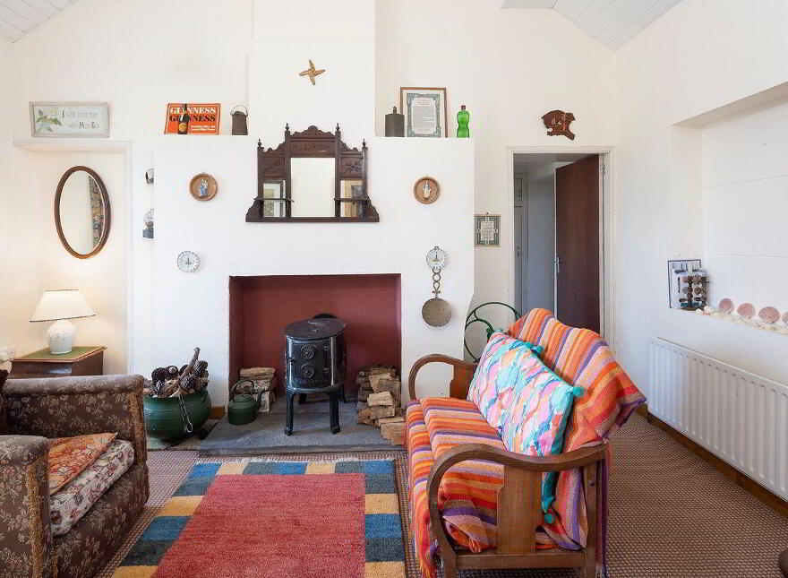 Ballycrenane, Coast Road, Garryvoe, P25N567