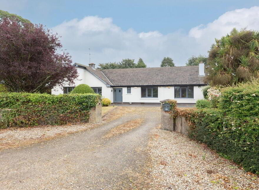 Mogeely Road, Castlemartyr, P25T027 photo