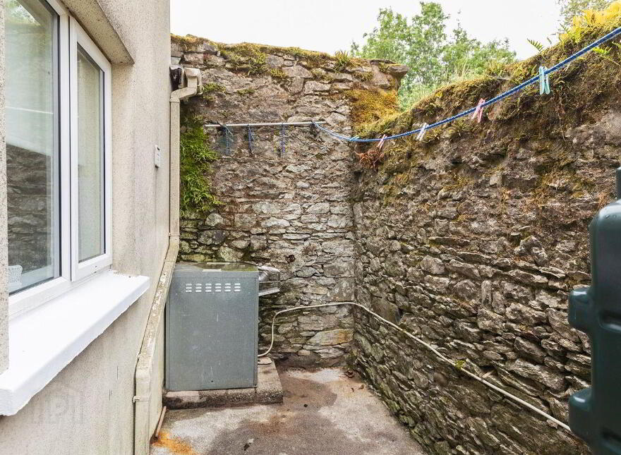 1 St. James' Terrace, Ballinacurra, Midleton, P25YV90