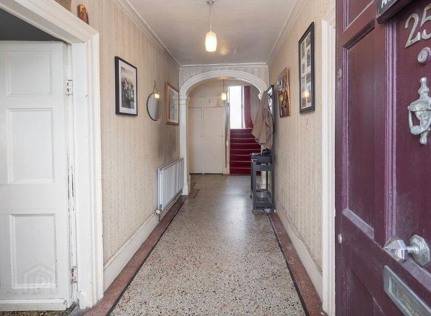 25 The Rock, St. Mary's Road, Midleton, P25Y732