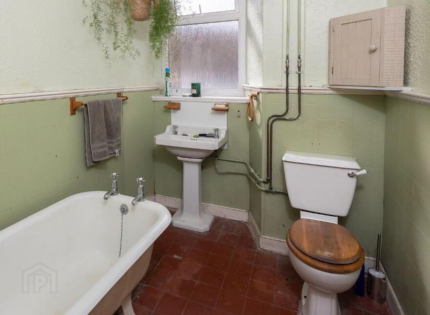 25 The Rock, St. Mary's Road, Midleton, P25Y732