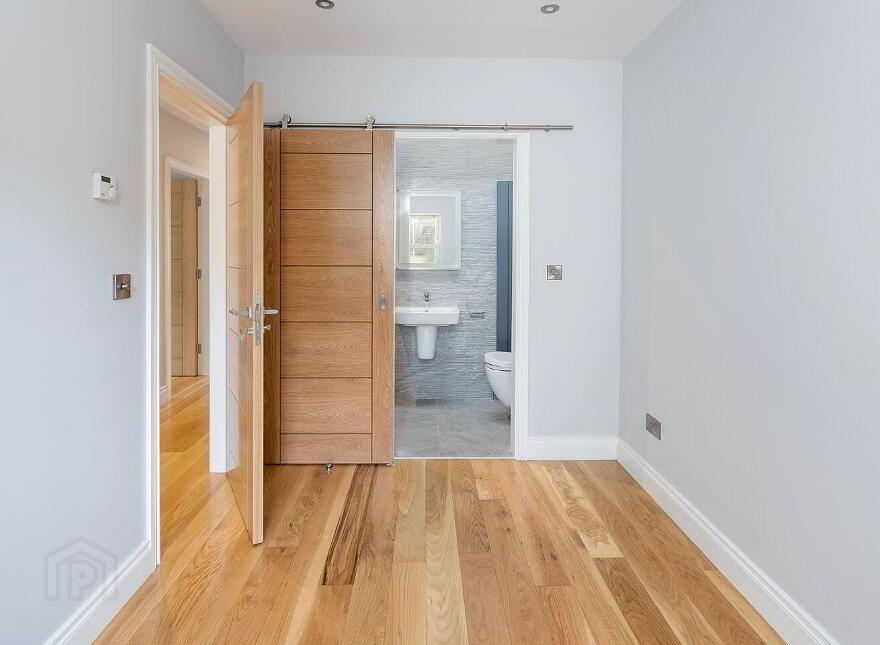 41 Woodview Lawn, Saleen, Midleton, P25F772