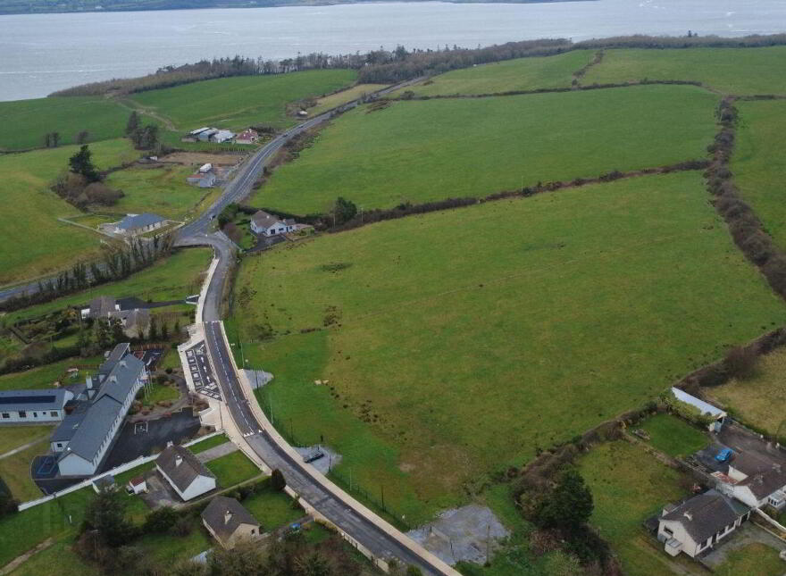 Loughill Village, Loughill