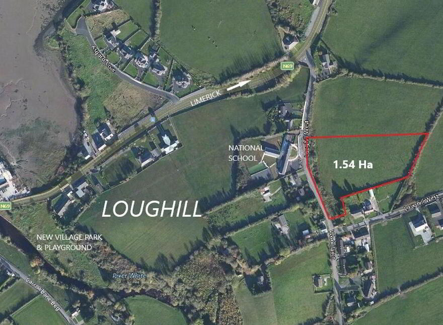 Loughill Village, Loughill