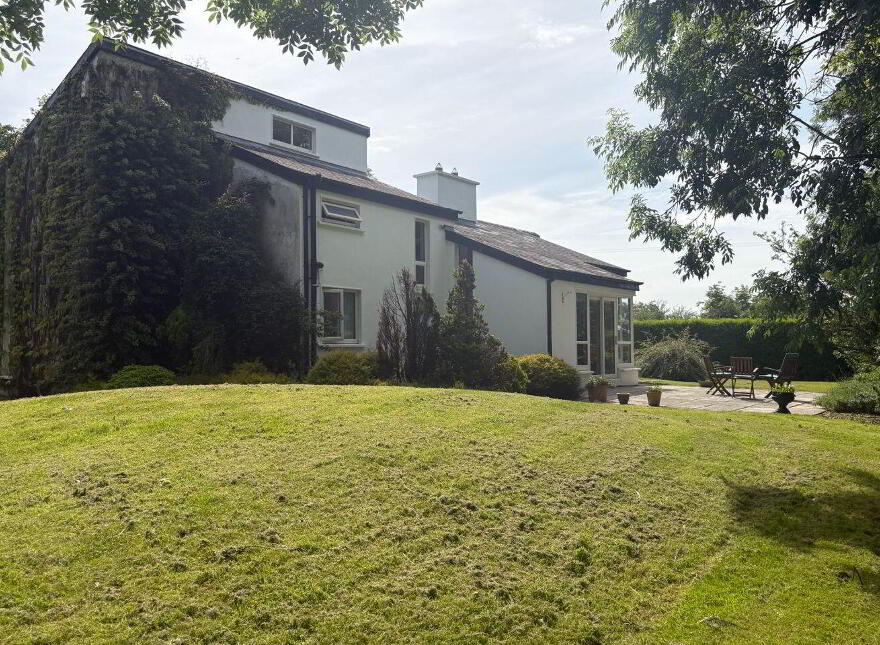 The Grove, Tuogh, Adare, V94P63H