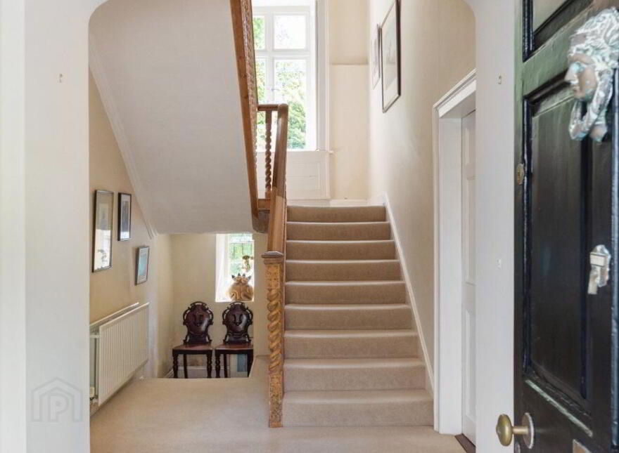 Glenbrook House, And Mews, Enniskerry, A98N265