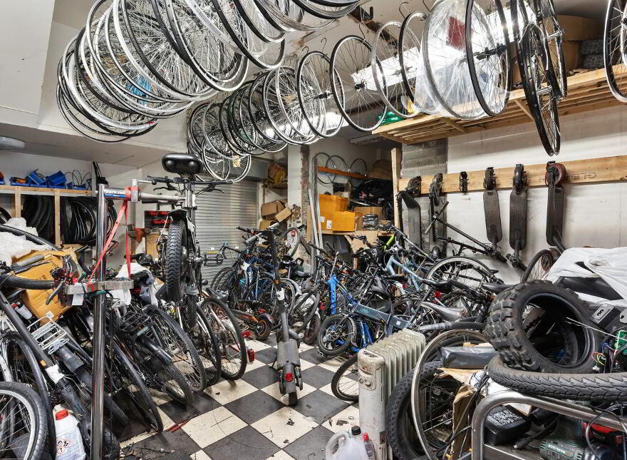 C Wright Cycle Centre, Unit B/ Pier 19, Dublin 8, D08X085