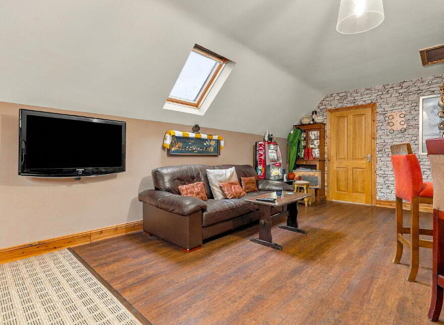 Capella House, Clownings, Corbally, W12DX80