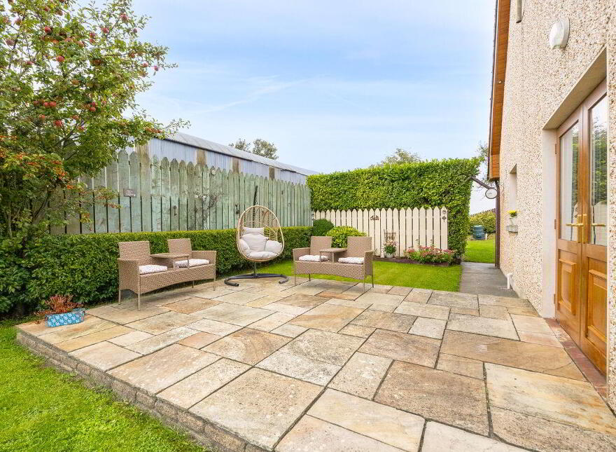 Capella House, Clownings, Corbally, W12DX80