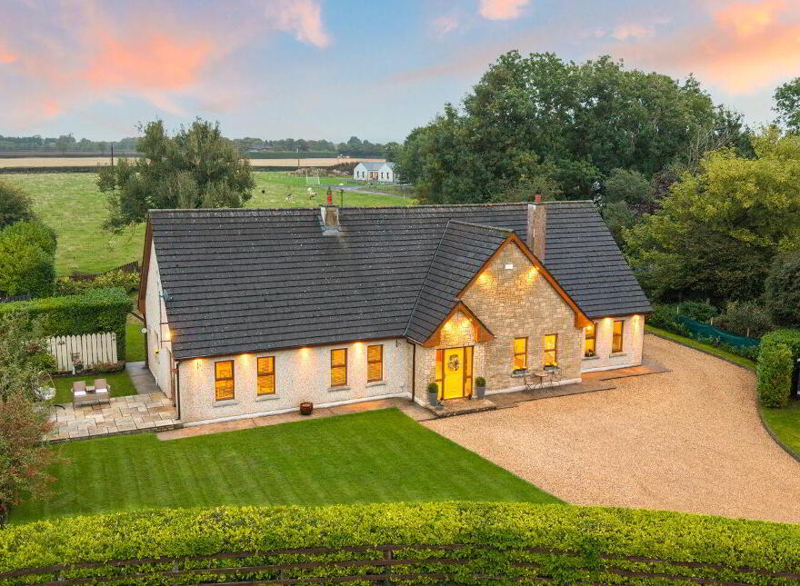 Capella House, Clownings, Corbally, W12DX80