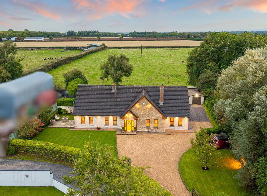 Capella House, Clownings, Corbally, W12DX80