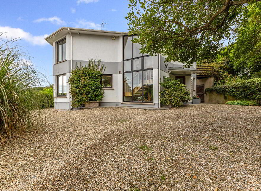 Knockcree House, 8 Mahee Island, Comber, Newtownards, BT23 6EP