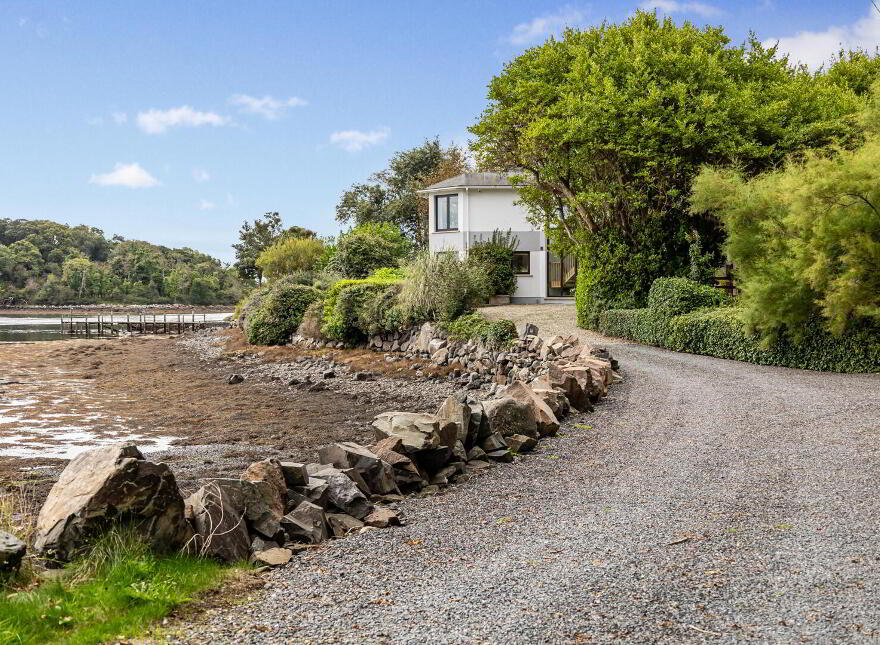 Knockcree House, 8 Mahee Island, Comber, Newtownards, BT23 6EP