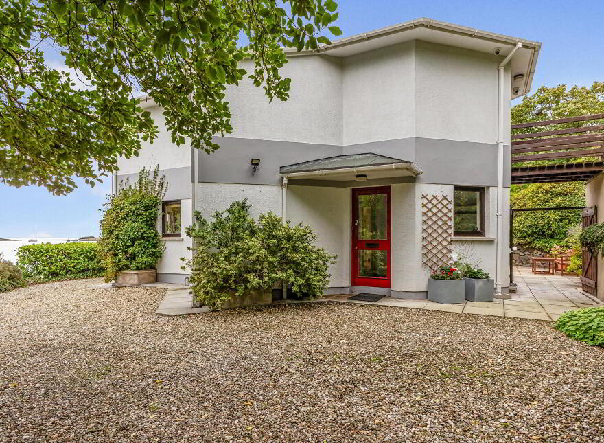 Knockcree House, 8 Mahee Island, Comber, Newtownards, BT23 6EP