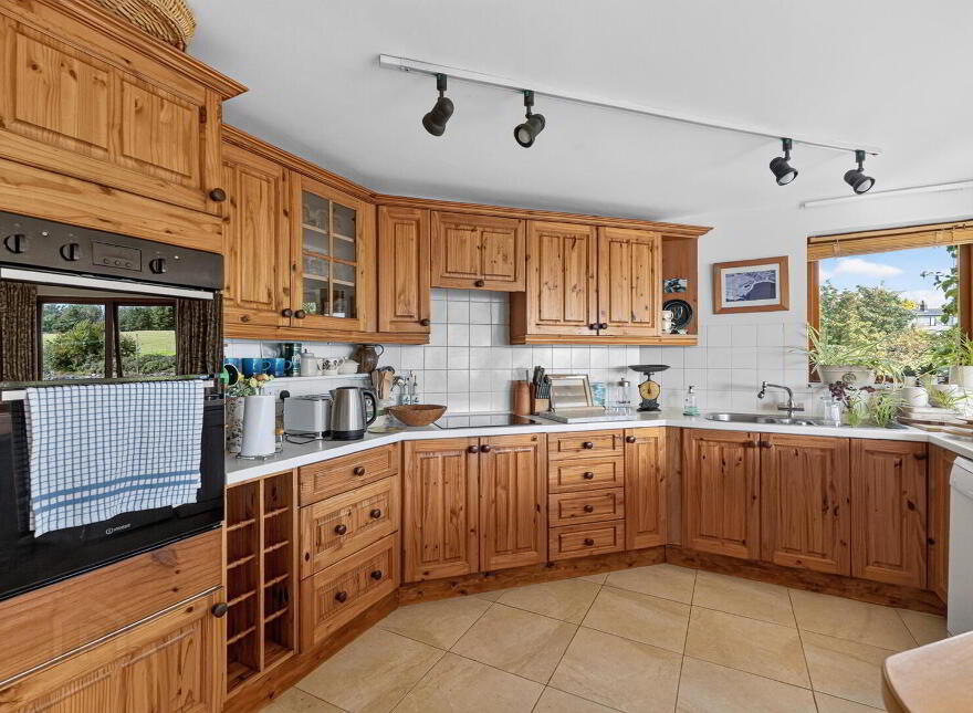 Knockcree House, 8 Mahee Island, Comber, Newtownards, BT23 6EP