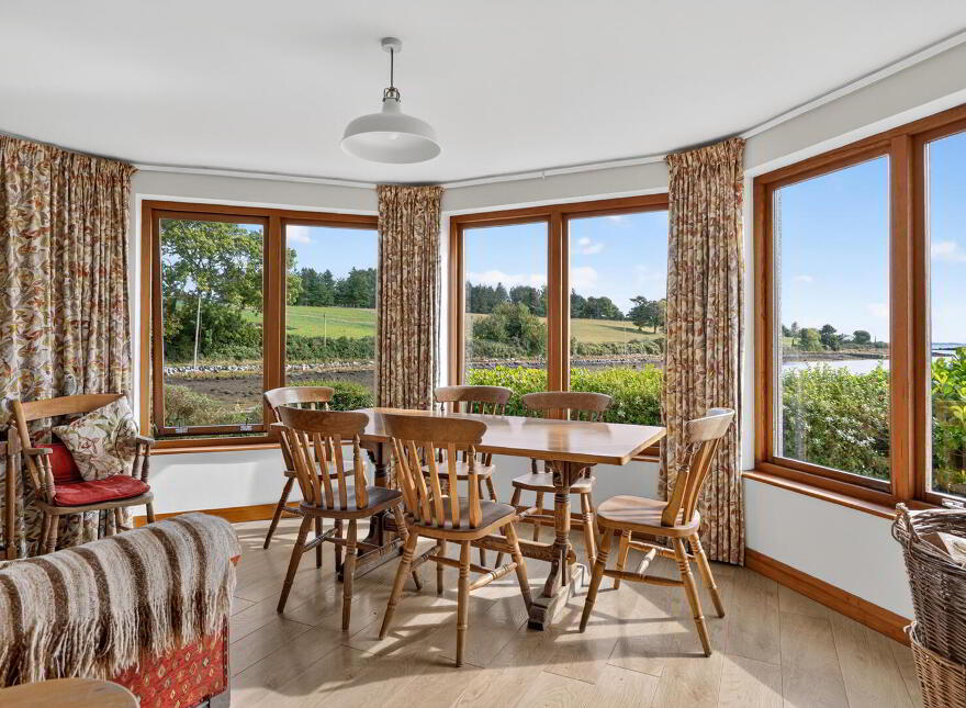 Knockcree House, 8 Mahee Island, Comber, Newtownards, BT23 6EP