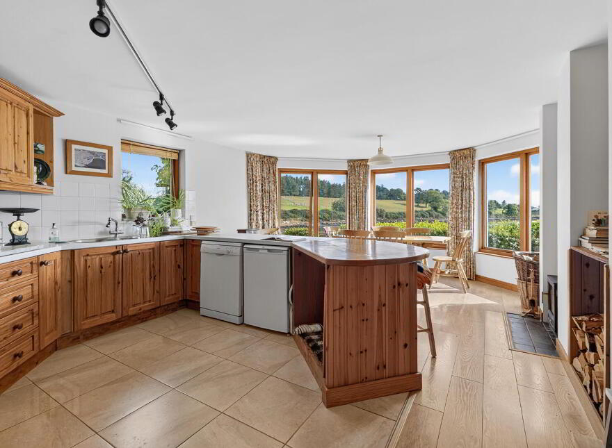 Knockcree House, 8 Mahee Island, Comber, Newtownards, BT23 6EP