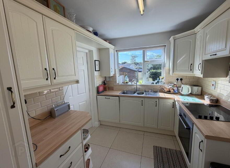 28 Pine Grove, Raheen, Limerick, V94X3KT