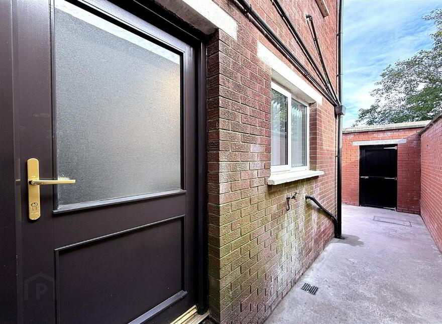 247 Springfield Road, Belfast, BT12 7DD