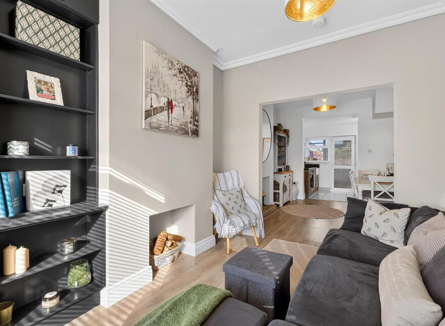 204 Cregagh Road, Belfast, BT6 9EU