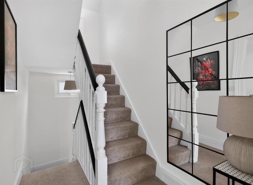 204 Cregagh Road, Belfast, BT6 9EU