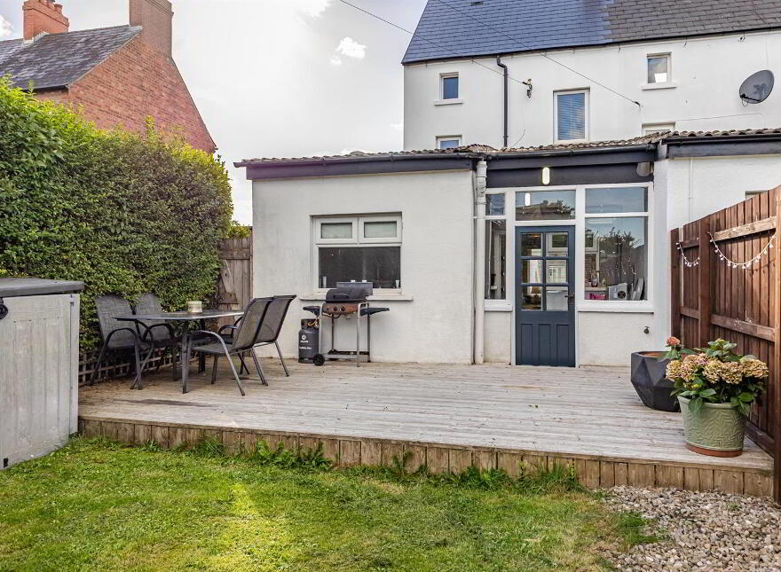 204 Cregagh Road, Belfast, BT6 9EU