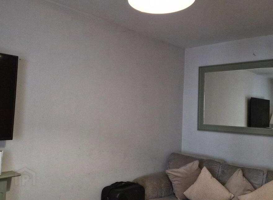 Apartment 8 Gandon Hall, Gardiner Street Lower, Dublin 1, D01HH52