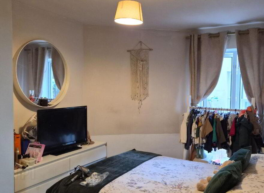 Apartment 8 Gandon Hall, Gardiner Street Lower, Dublin 1, D01HH52