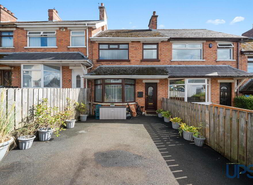 69 Sunnyhill Park, Upper Dunmurry Lane, Belfast, BT17 0PY