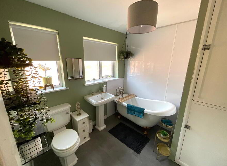 21 Westway Gardens, Belfast, BT13 3NR