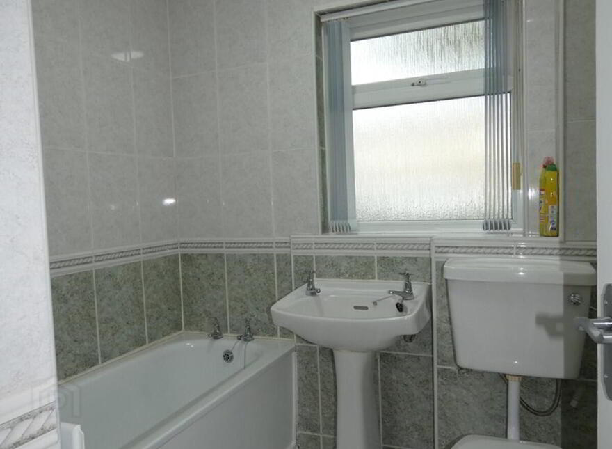 42 Mullaghacall Crescent, Portstewart, BT55 7EL
