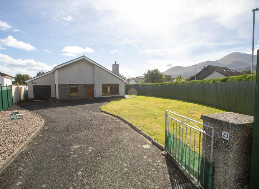 21 Marguerite Avenue, Newcastle, BT33 0PF
