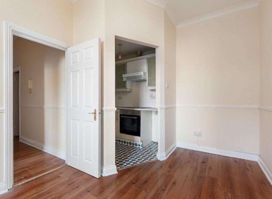 35 Mountjoy Square, Dublin 1, D01P443