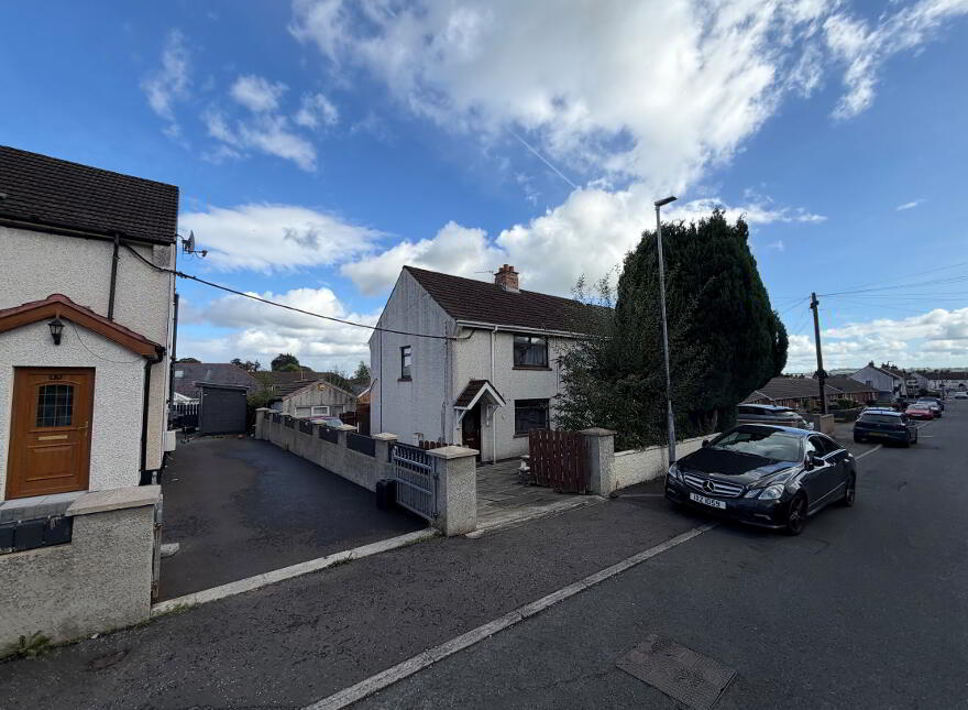 43 Hillview Avenue, Lisburn, BT27 4PR