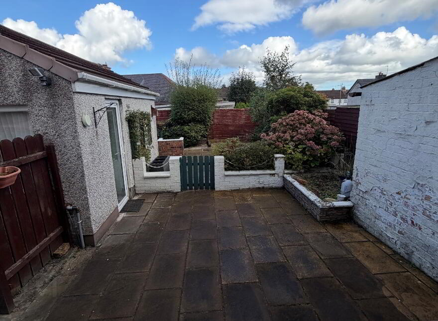 43 Hillview Avenue, Lisburn, BT27 4PR