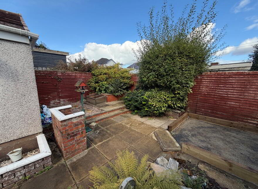 43 Hillview Avenue, Lisburn, BT27 4PR