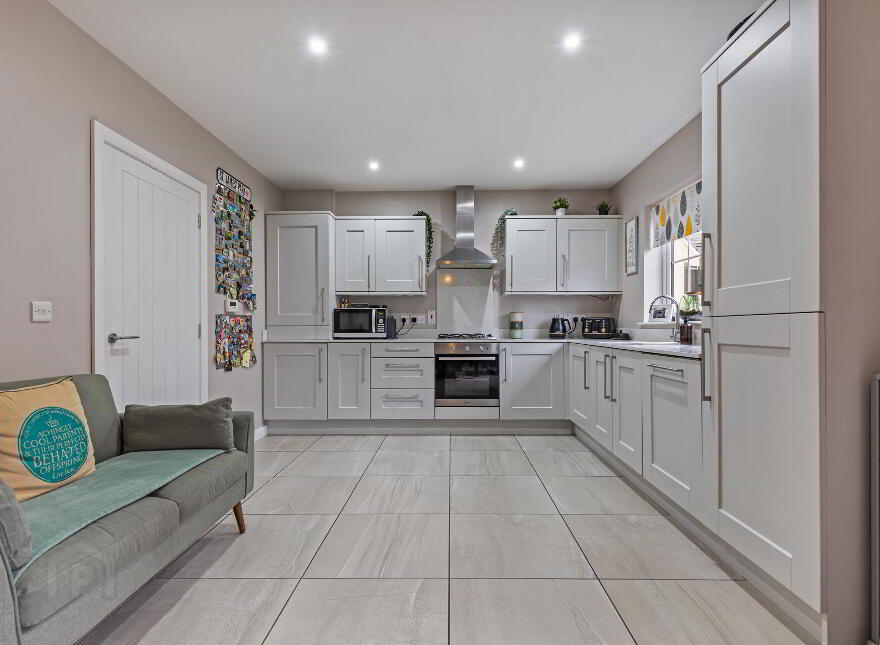 82 Millreagh Avenue, Dundonald, Belfast, BT16 1SU